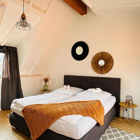 Amao-Green I 90Qm I Penthouse Maisonette Mit Rooftop I City Center I King-Size Betten Lahr  Bagian luar foto