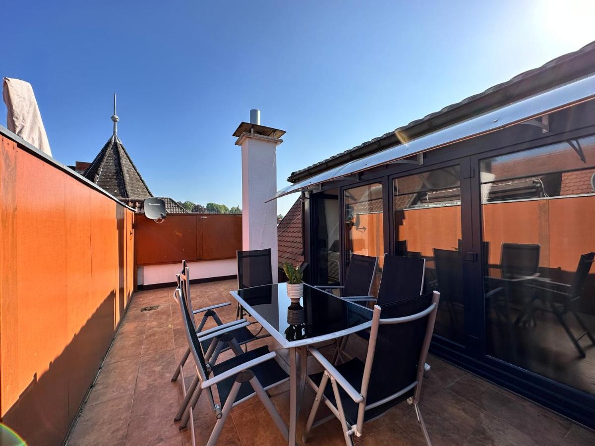 Amao-Green I 90Qm I Penthouse Maisonette Mit Rooftop I City Center I King-Size Betten Lahr  Bagian luar foto
