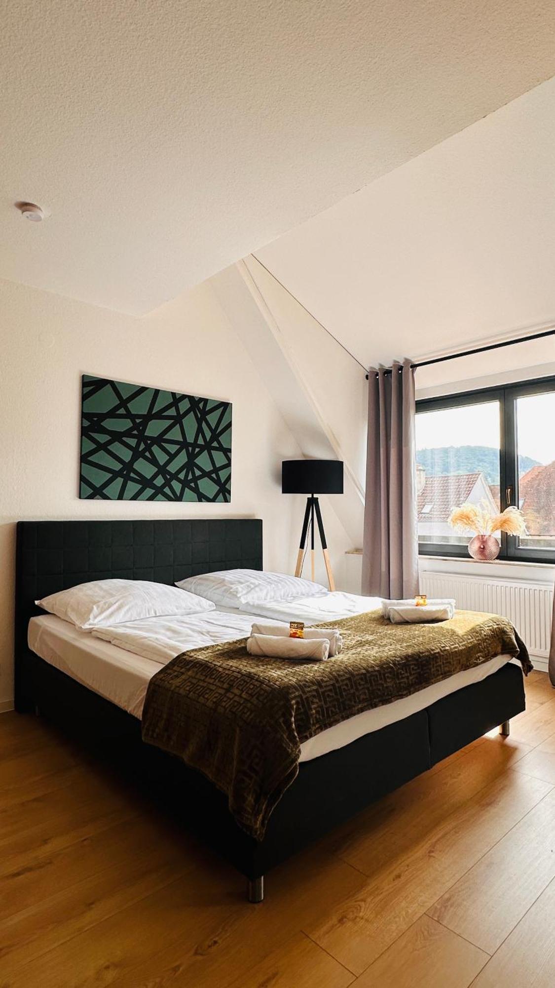 Amao-Green I 90Qm I Penthouse Maisonette Mit Rooftop I City Center I King-Size Betten Lahr  Bagian luar foto